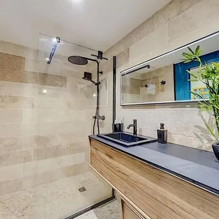 Grande Terrasse Avec Jacuzzi Villa *